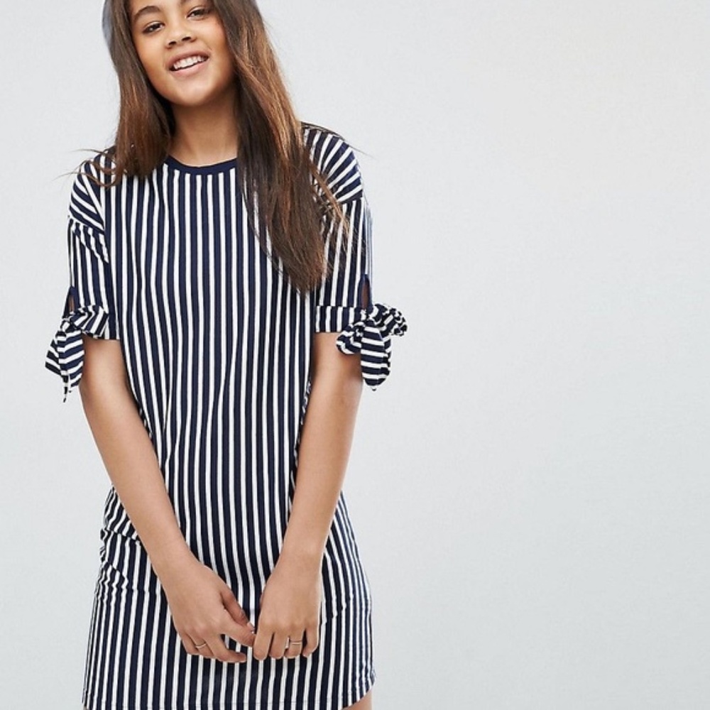 Navy Blue & White Pinstripe Teeshirt Dress with Bow Sleeves